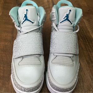 Jordans For Sale👟